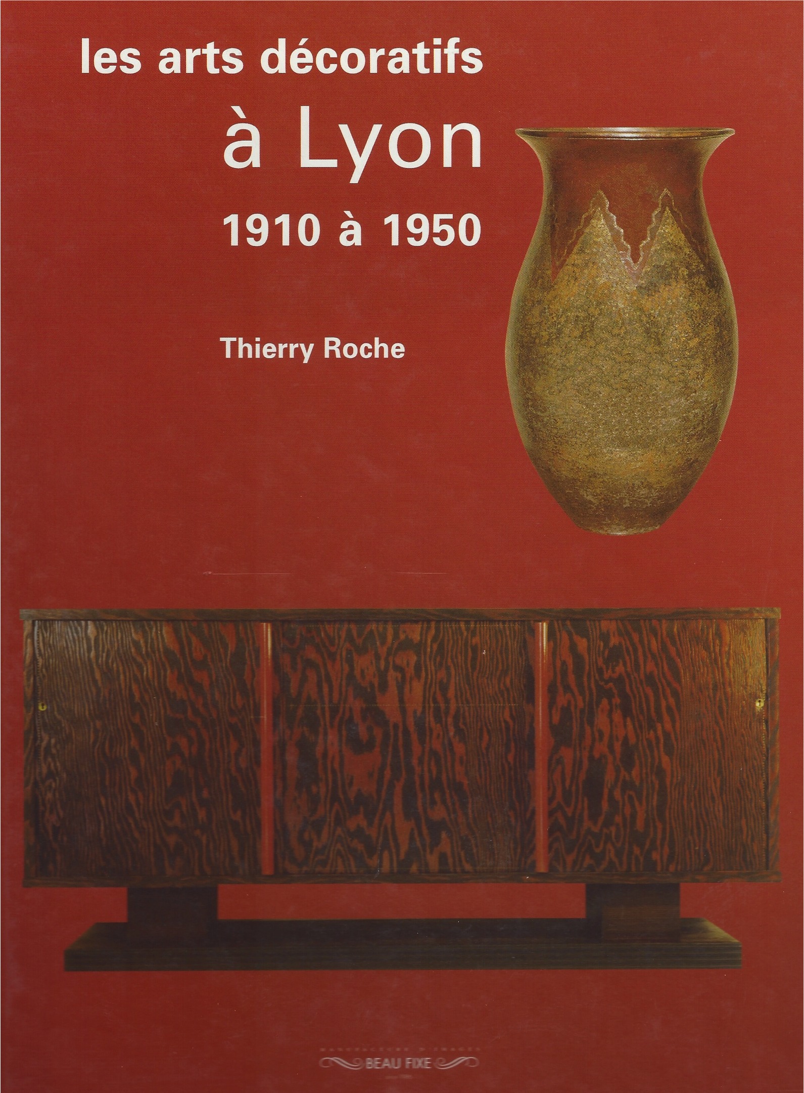 Les Arts Decoratifs a Lyon by Thierry Roche